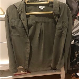 Splendid army green button top